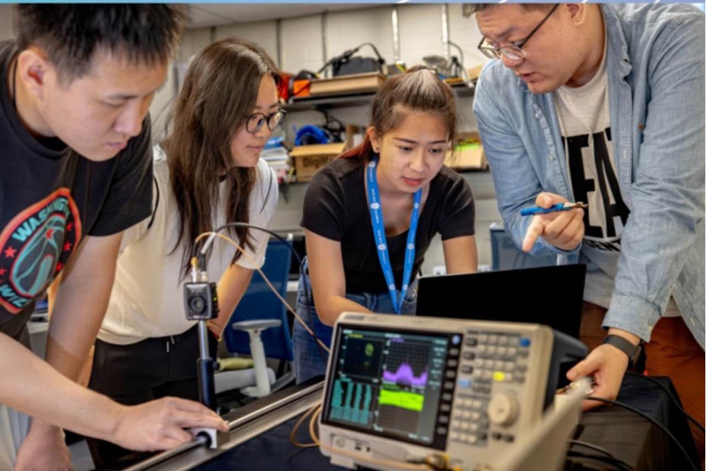 WNIS Lab gallery photo